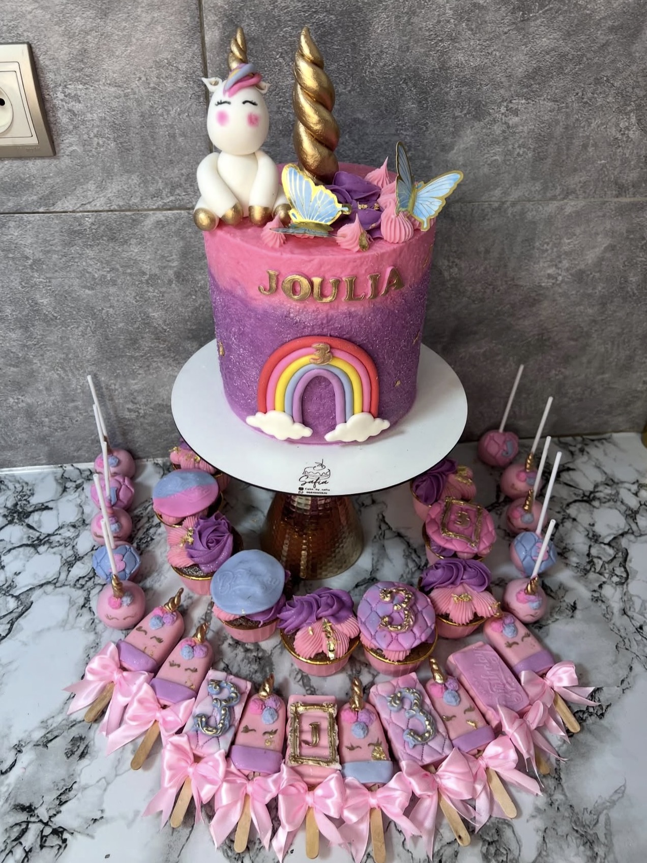 Gâteau d'Anniversaire Classique